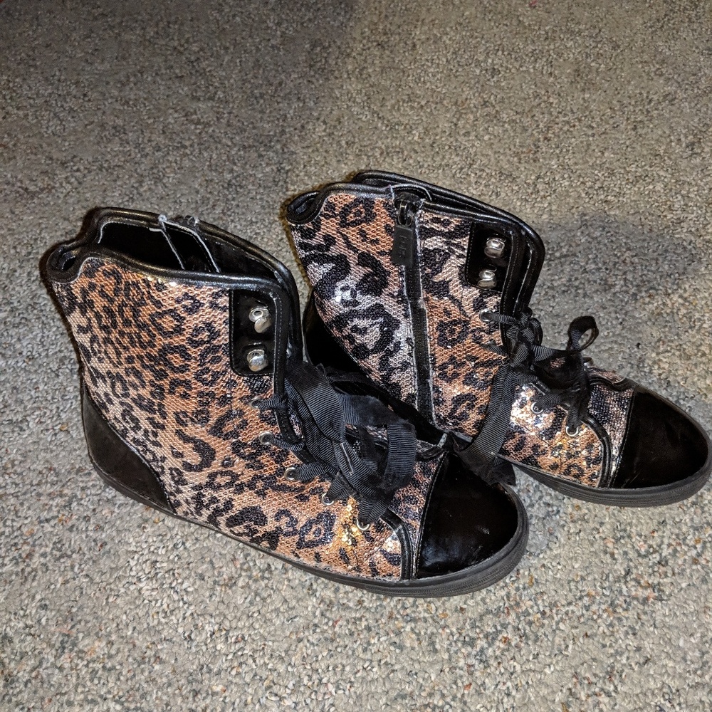 Michael Kors Size 5Y Girls Sequin Sneakers